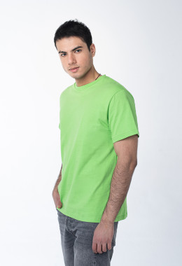 Салатовая мужская футболка Салатовая мужская футболка
